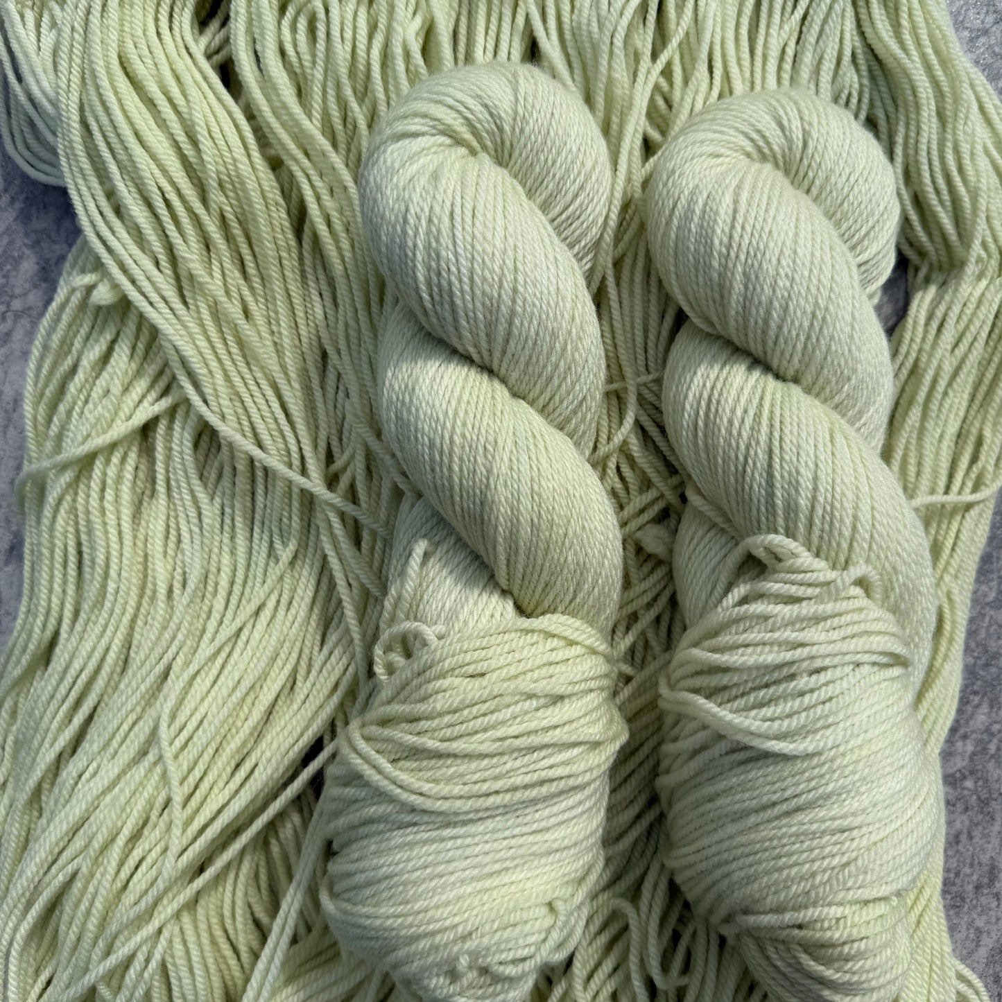 Glow Worm - Targhee Worsted