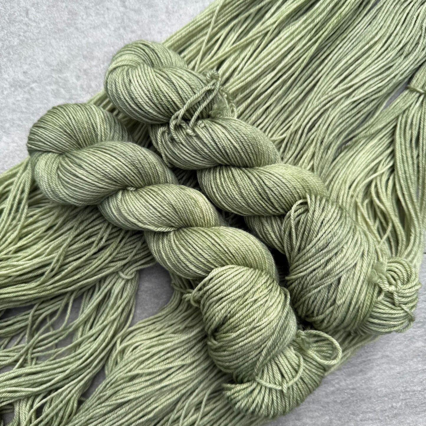 4077 (BFL DK)