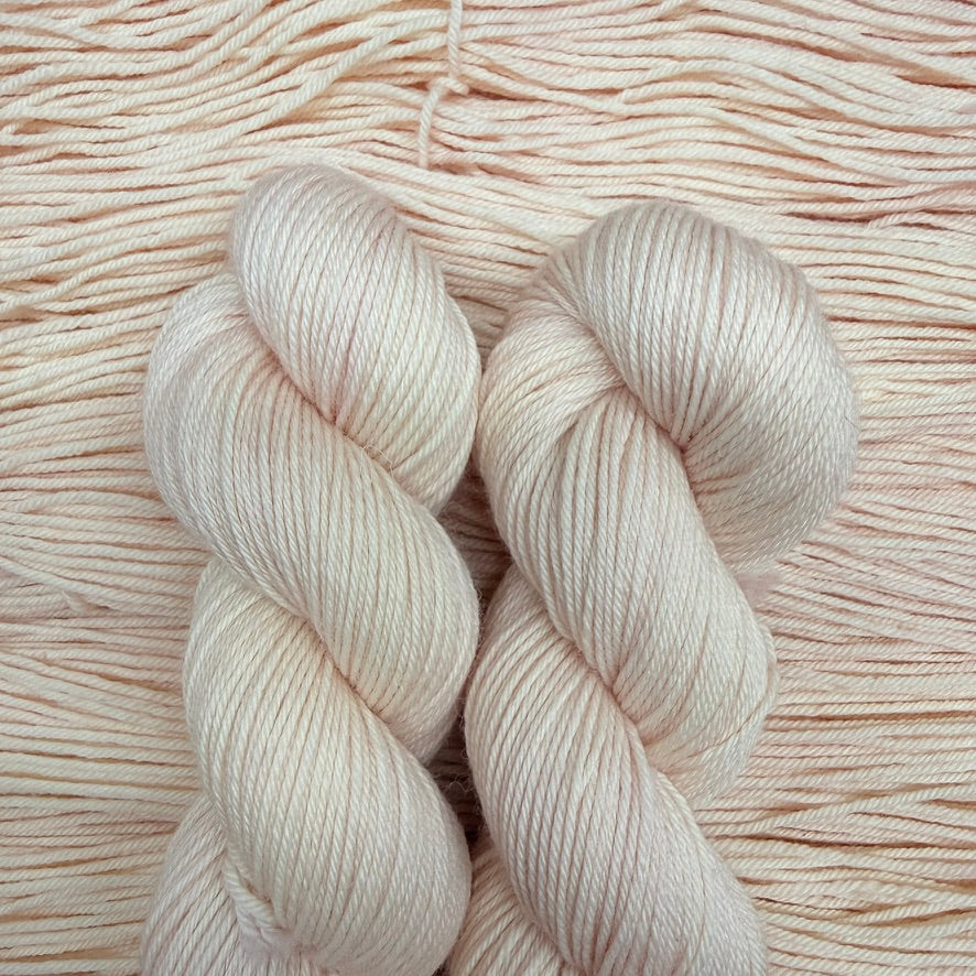 Ethereal Pink (DK BFL)