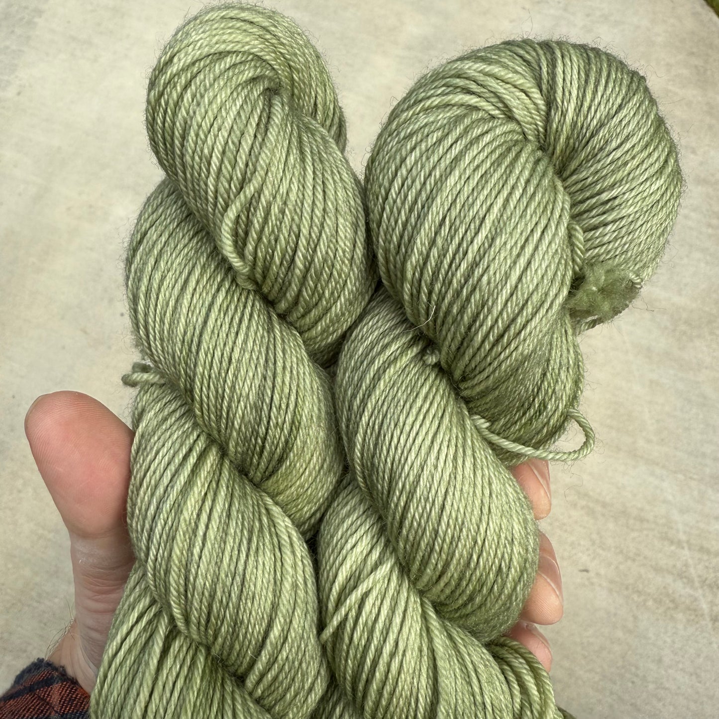 4077 (BFL DK)