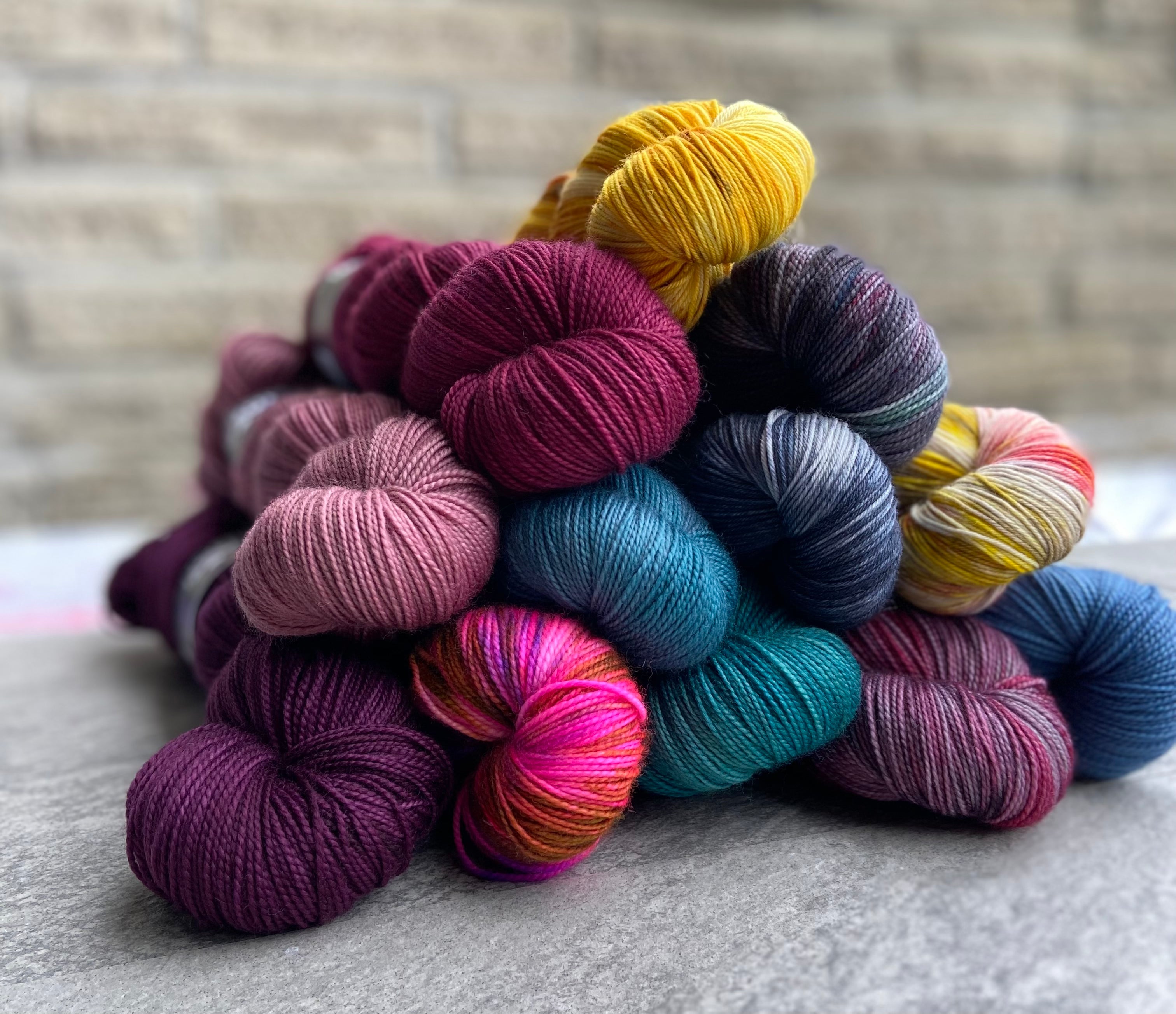 80/20 Yarn - 2Ply – Fiber Hustle