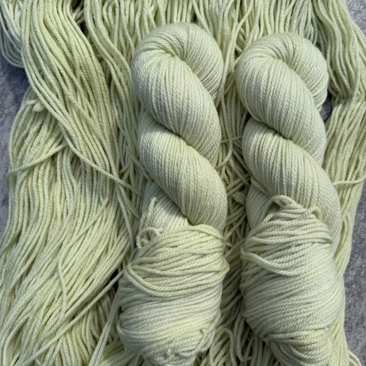 Glow Worm - Targhee Worsted