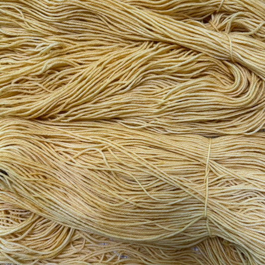 Golden Blonde (DK BFL) (OOAK)