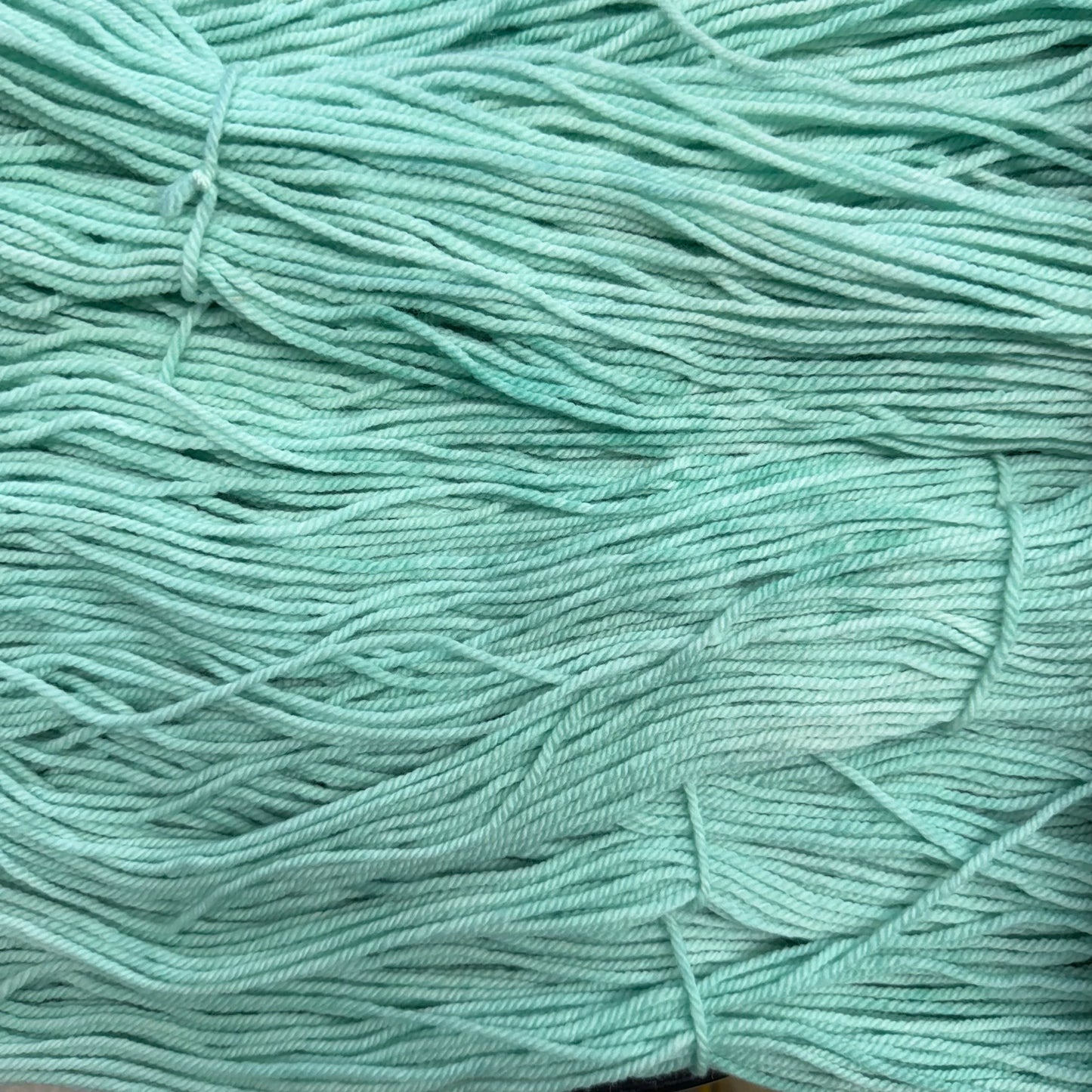 A Touch Of Mint - Targhee Worsted