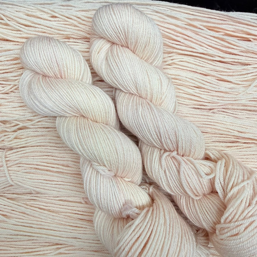 Ethereal Pink (DK BFL)